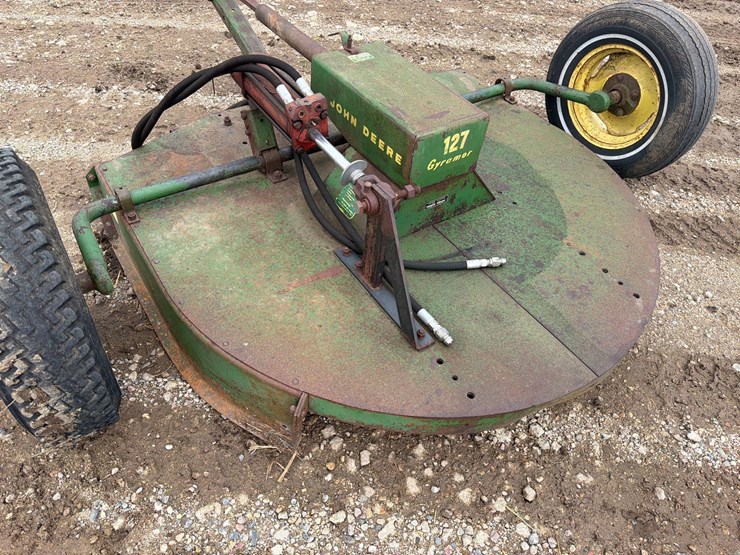 john-deere-127-image-8