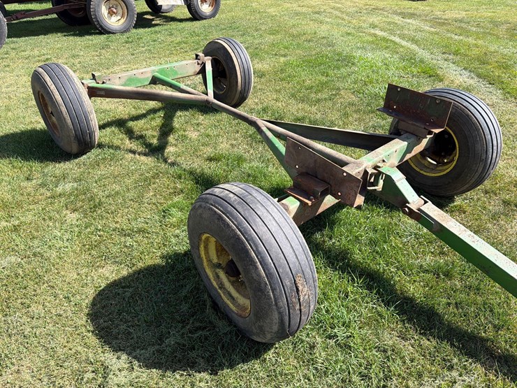 john-deere-1065-image-1