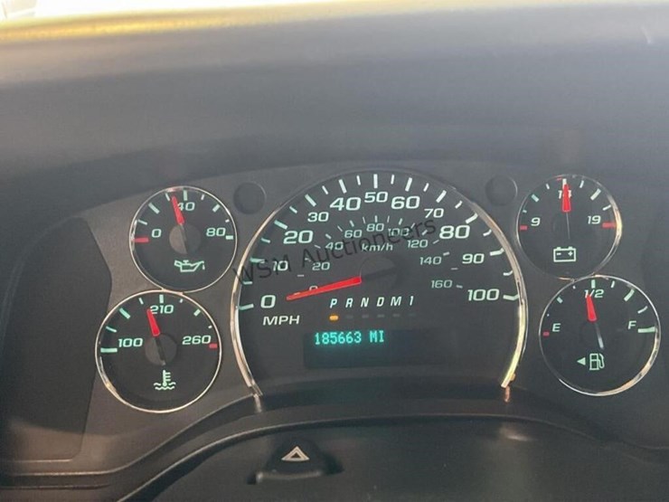 2015-chevrolet-express-3500-image-19