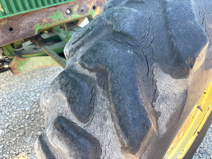 john-deere-4640-image-68