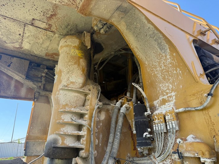 caterpillar-785b-image-19