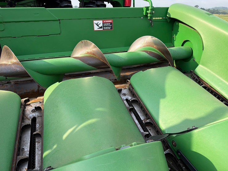 2009-john-deere-608c-image-37