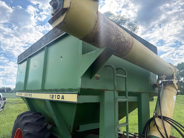john-deere-1210a-image-21