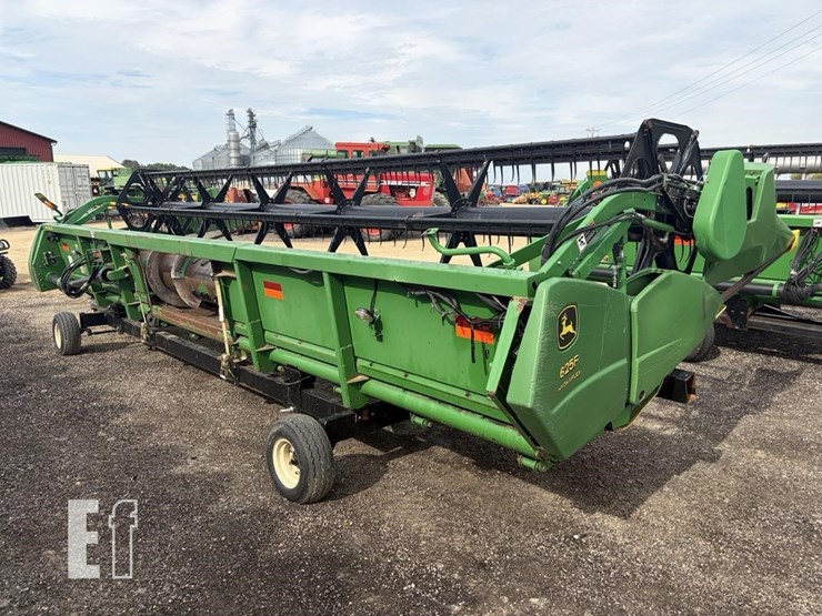2005-john-deere-625f-image-3