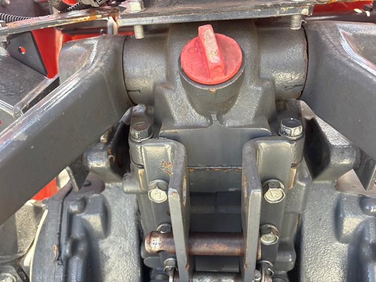 kubota-l3901d-image-41