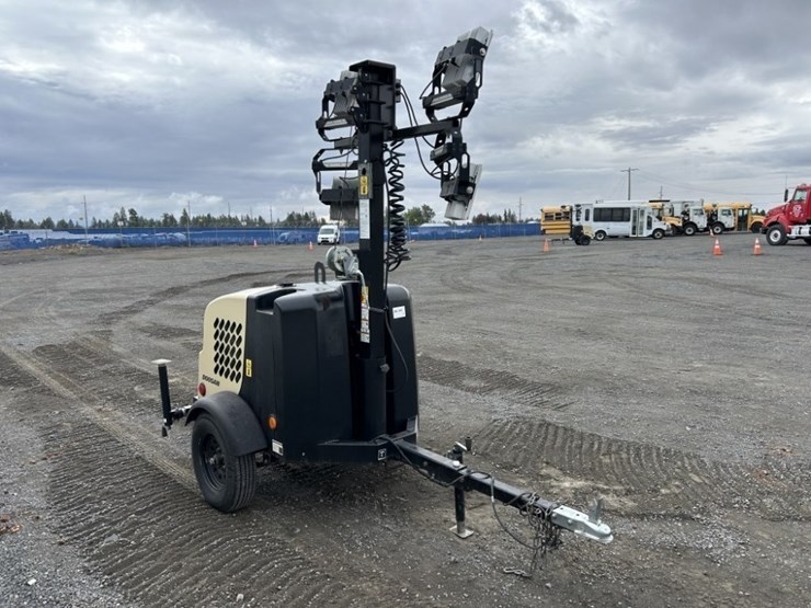 2021-doosan-6kw-towable-light-tower-image-7