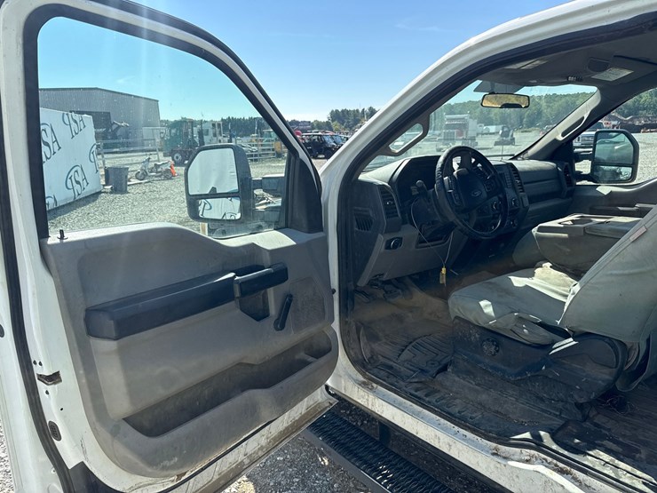 2017-ford-f250-image-47