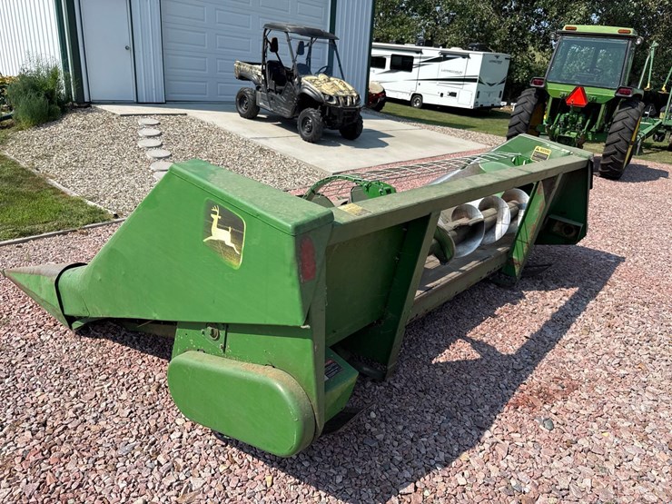 john-deere-444-image-4