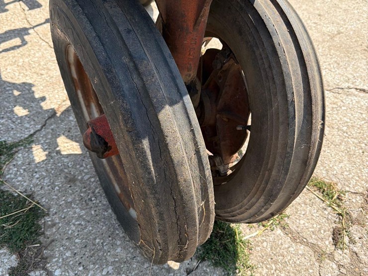 case-vac-tractor-image-6