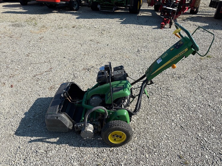 2012-john-deere-11-image-7