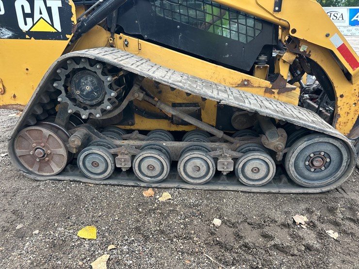 caterpillar-287d-image-51