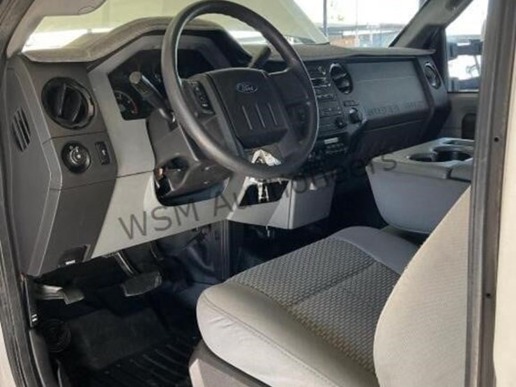 2016-ford-f550-image-22