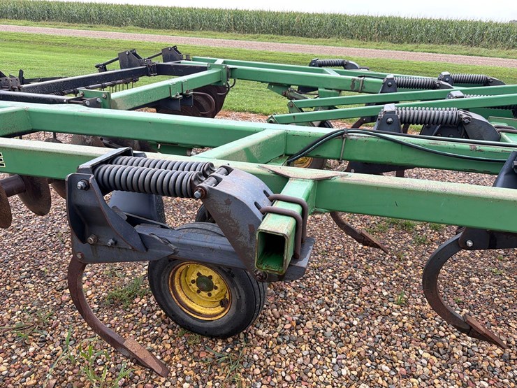 john-deere-510-image-34