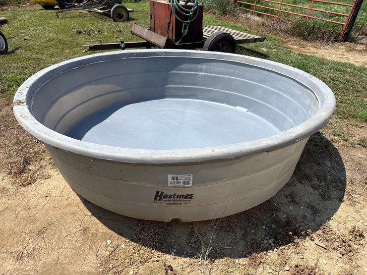 hastings-7ft-cattle-water-tank-image-2