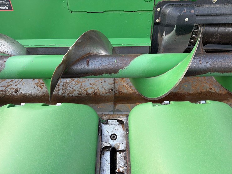 2009-john-deere-608c-image-60
