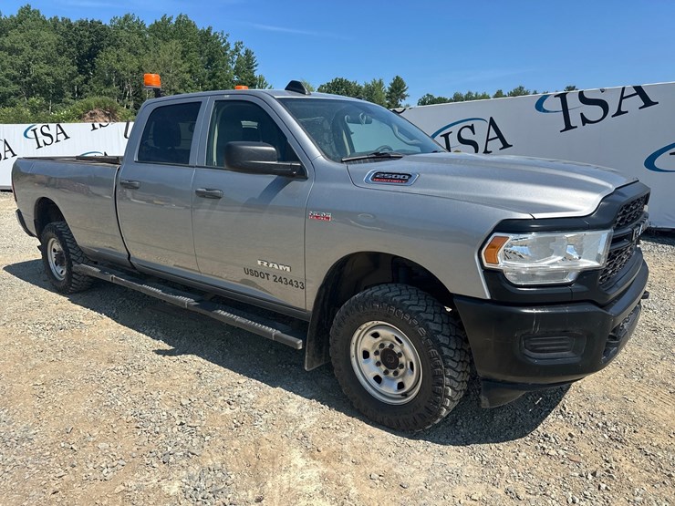 2021-dodge-2500-image-6
