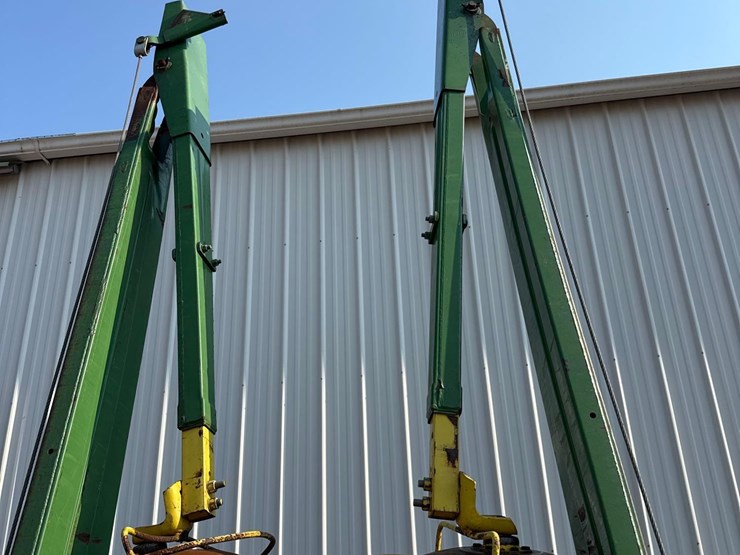 john-deere-7000-image-51
