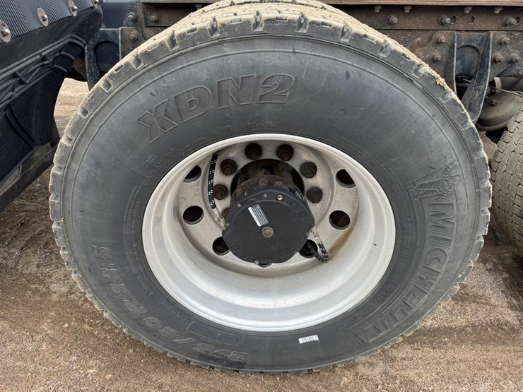 2004-international-9900i-image-83