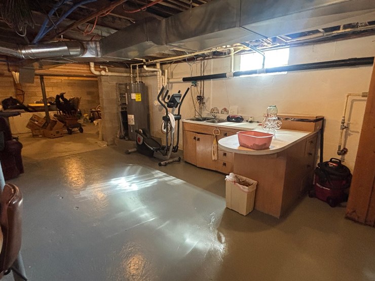 #60000-•-29.92-acre-farm-with-home,-barns-&-outbuildings-image-75