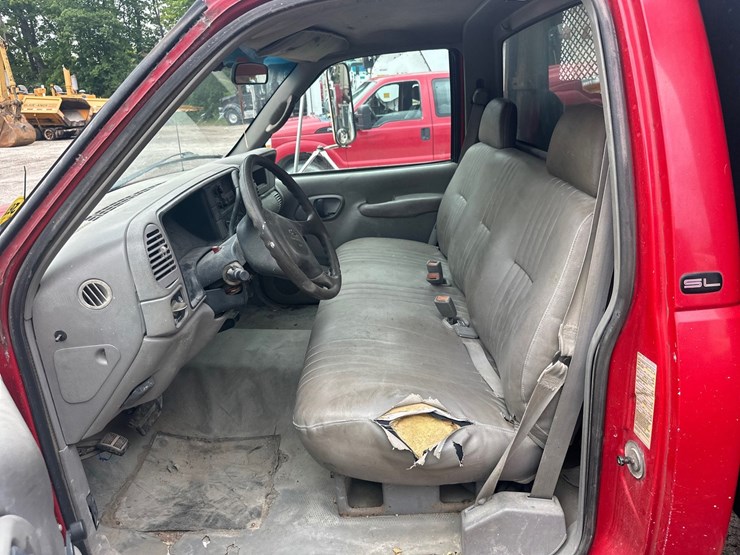 2000-gmc-3500-image-29