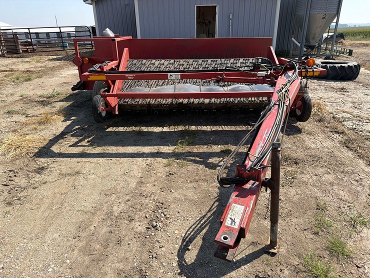 h&s-9ft-hay-merger-image-2