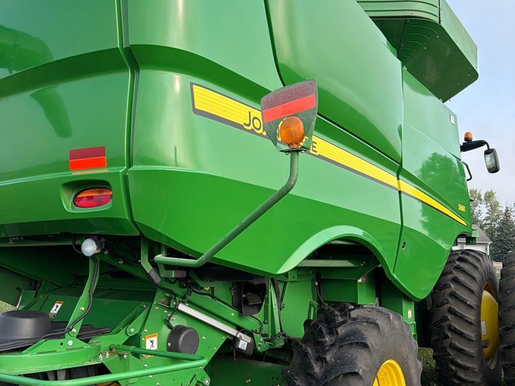 2013-john-deere-s660-image-23