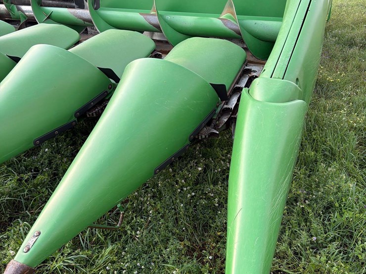 2009-john-deere-608c-image-42