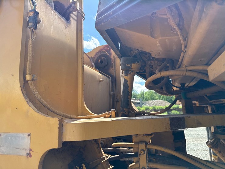 caterpillar-980g-image-36