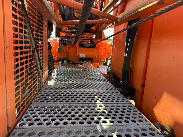 #2470-•-2002-tor-truck-dr-4280-crane-truck-image-80