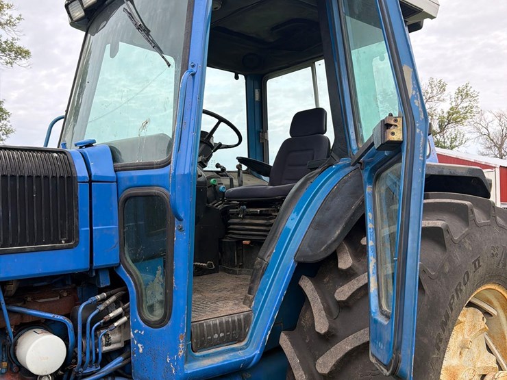 ford-8730-image-25