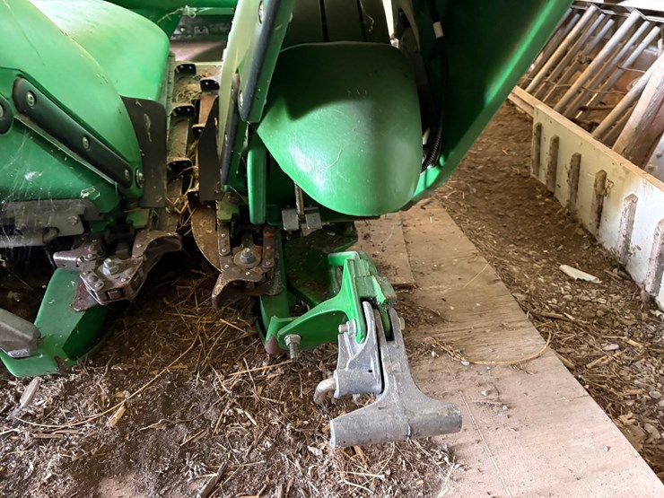 john-deere-606c-image-11