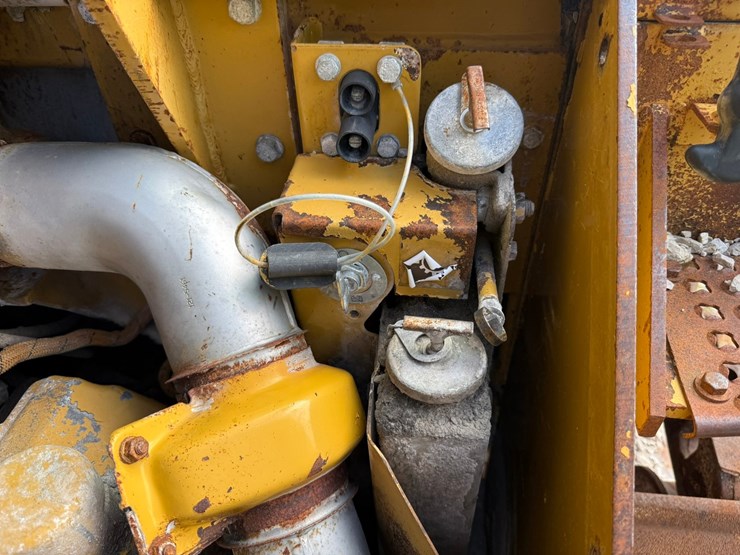 caterpillar-d9r-image-45
