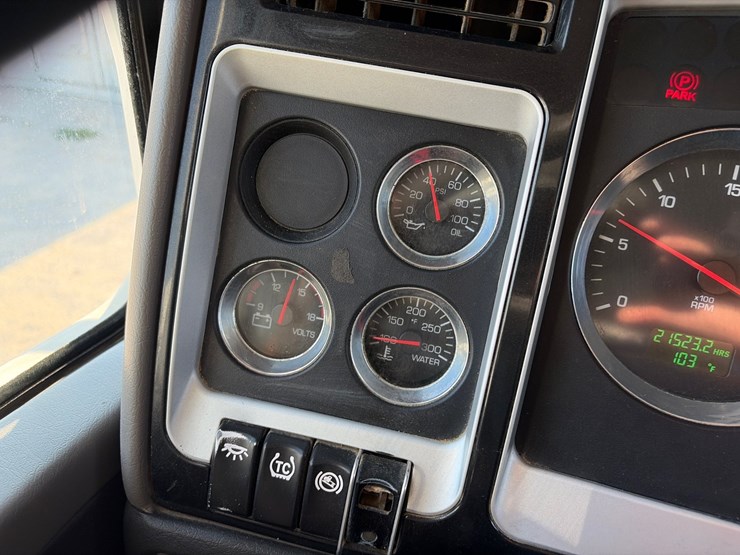 2019-kenworth-t800-image-20