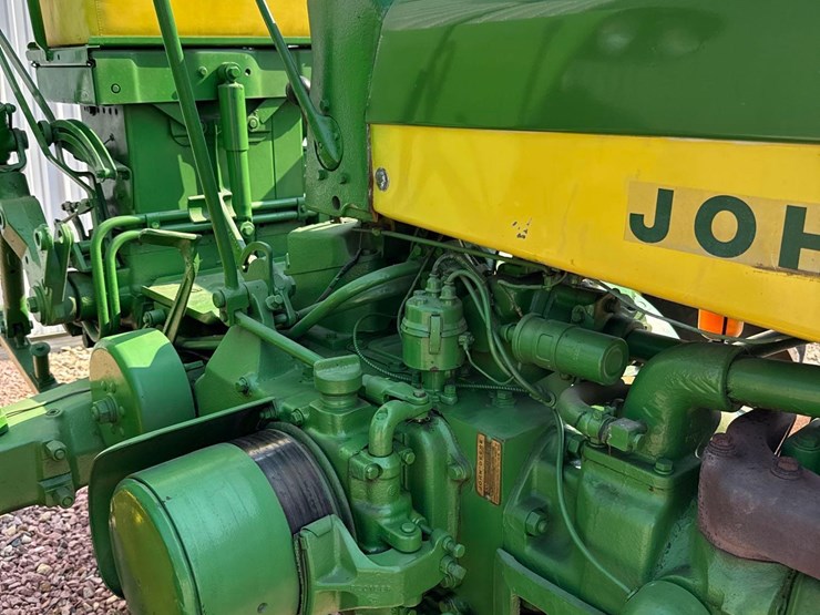 john-deere-530-image-26