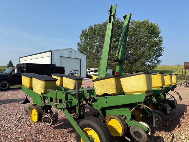 john-deere-7000-image-5
