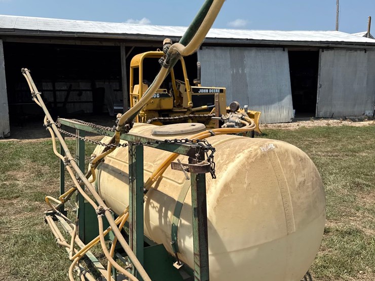 3pt-200-gallon-sprayer-image-7