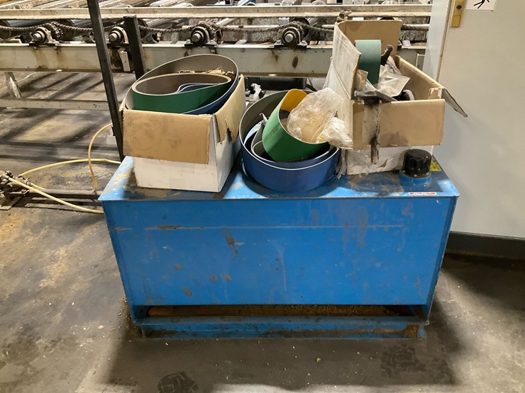 #196-•-weinig-hydromat-2000-&-unimat-23-e-moulders-with-american-lifts-conveyor-system-&-pacific-powertech-15-hp-hpu-image-5