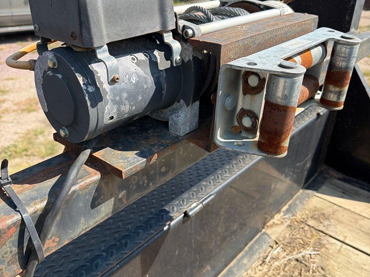 2012-pj-flatbed-image-22