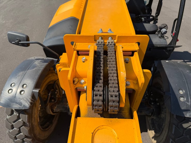 2024-jcb-509-42-image-117