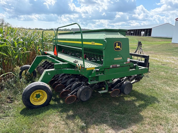 john-deere-1590-image-5