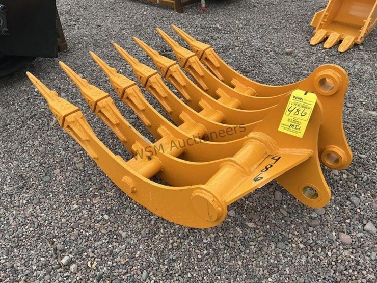 caterpillar-305-image-2