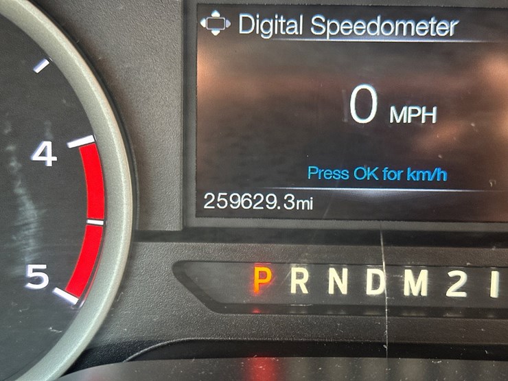 2019-ford-f350-image-42
