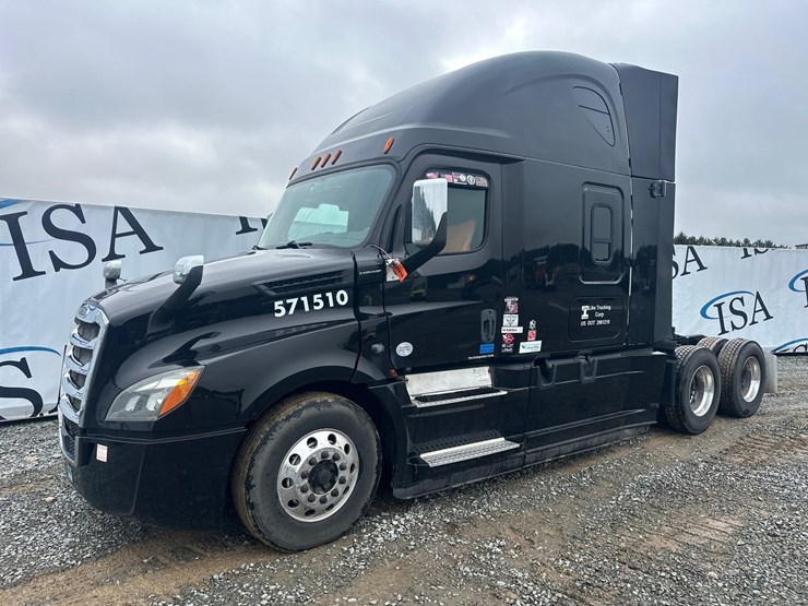 #61416-•-2019-freightliner-cascadia-evolution-iseries-sleeper-cab-truck-tractor-image-1