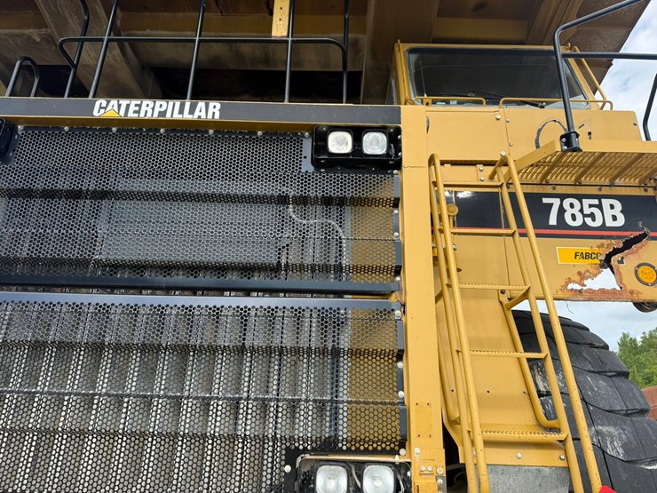 caterpillar-785b-image-11