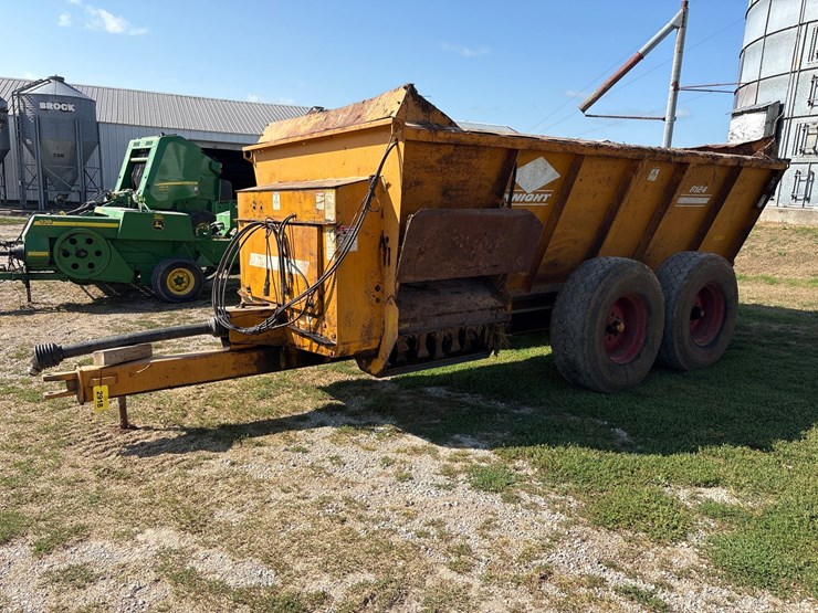 #2918-•-kuhn-8124-pro-twin-slinger-image-1