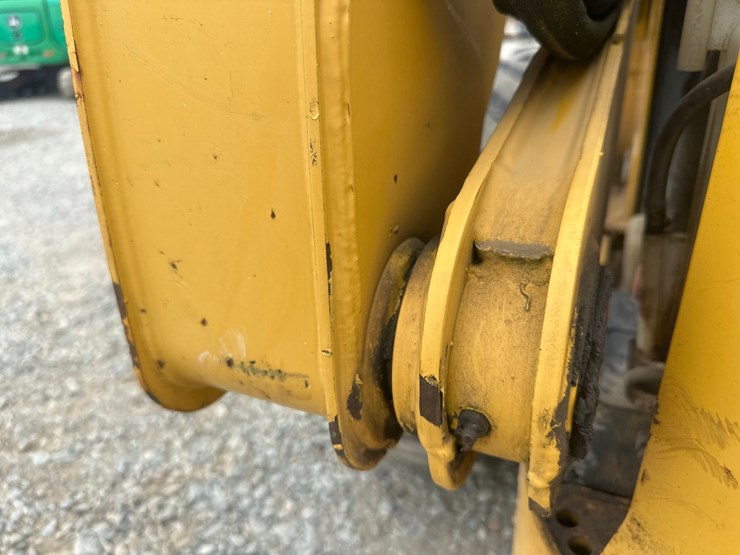 john-deere-250-image-23