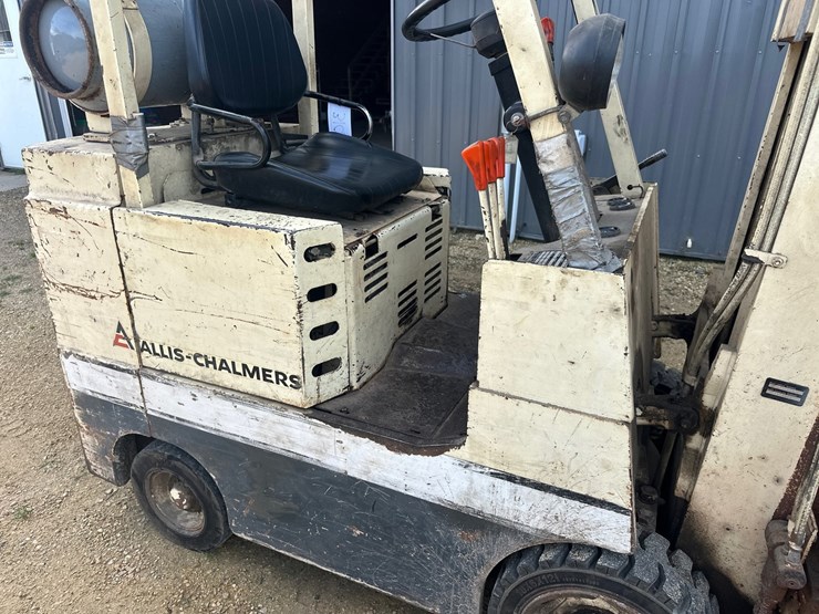 #3105-•-allis-chalmers-acc30-forklift-image-19