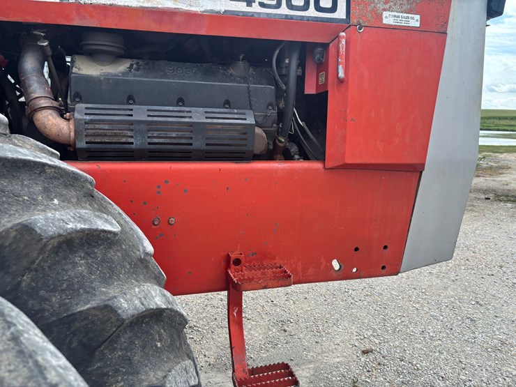 1983-massey-ferguson-4900-image-28