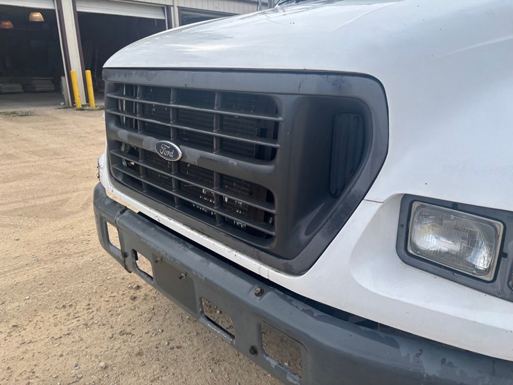 2000-ford-2000-image-13