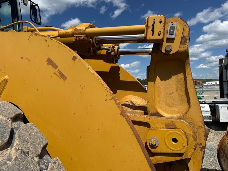 caterpillar-980g-image-13